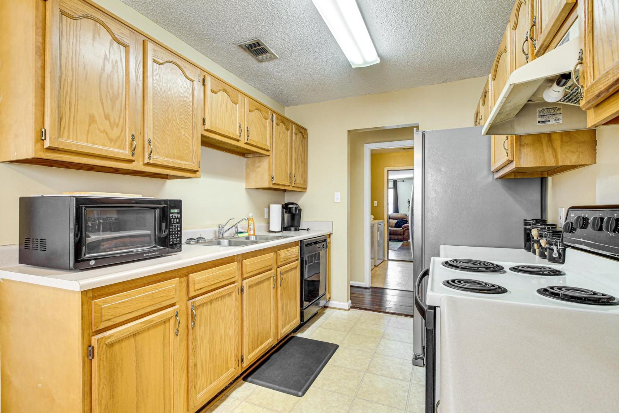 3 Mi To Hunter Army Airfield With Serene Deck Holiday home *
